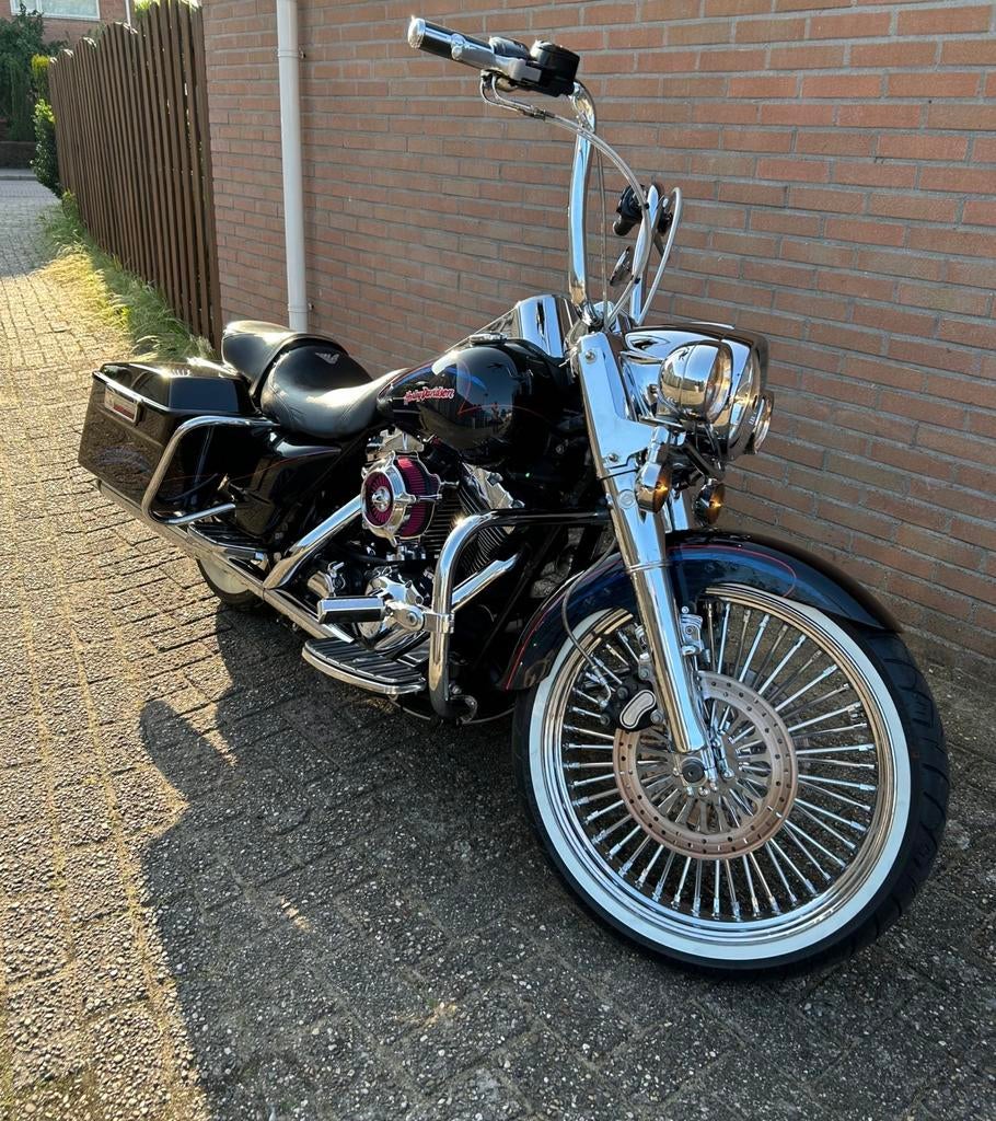 UNIEKE HARLEY DAVIDSON ROADKING!!, Motoren, 2 cilinders, Nieuw, Chopper, Particulier