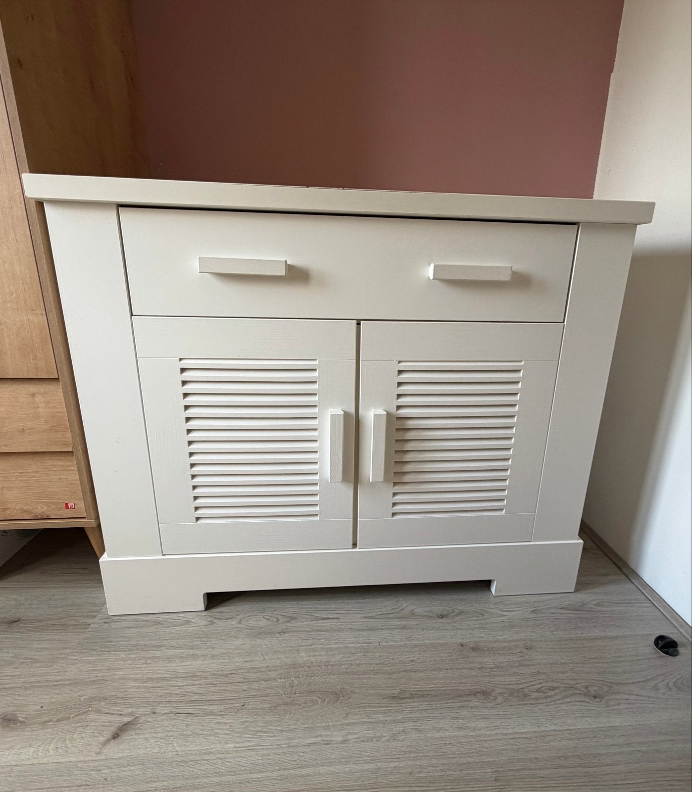 Massief houten witte commode - 92,5x114x56cm, Kinderen en Baby's, Kinderkamer | Commodes en Kasten, Ophalen, Gebruikt, 50 tot 70 cm