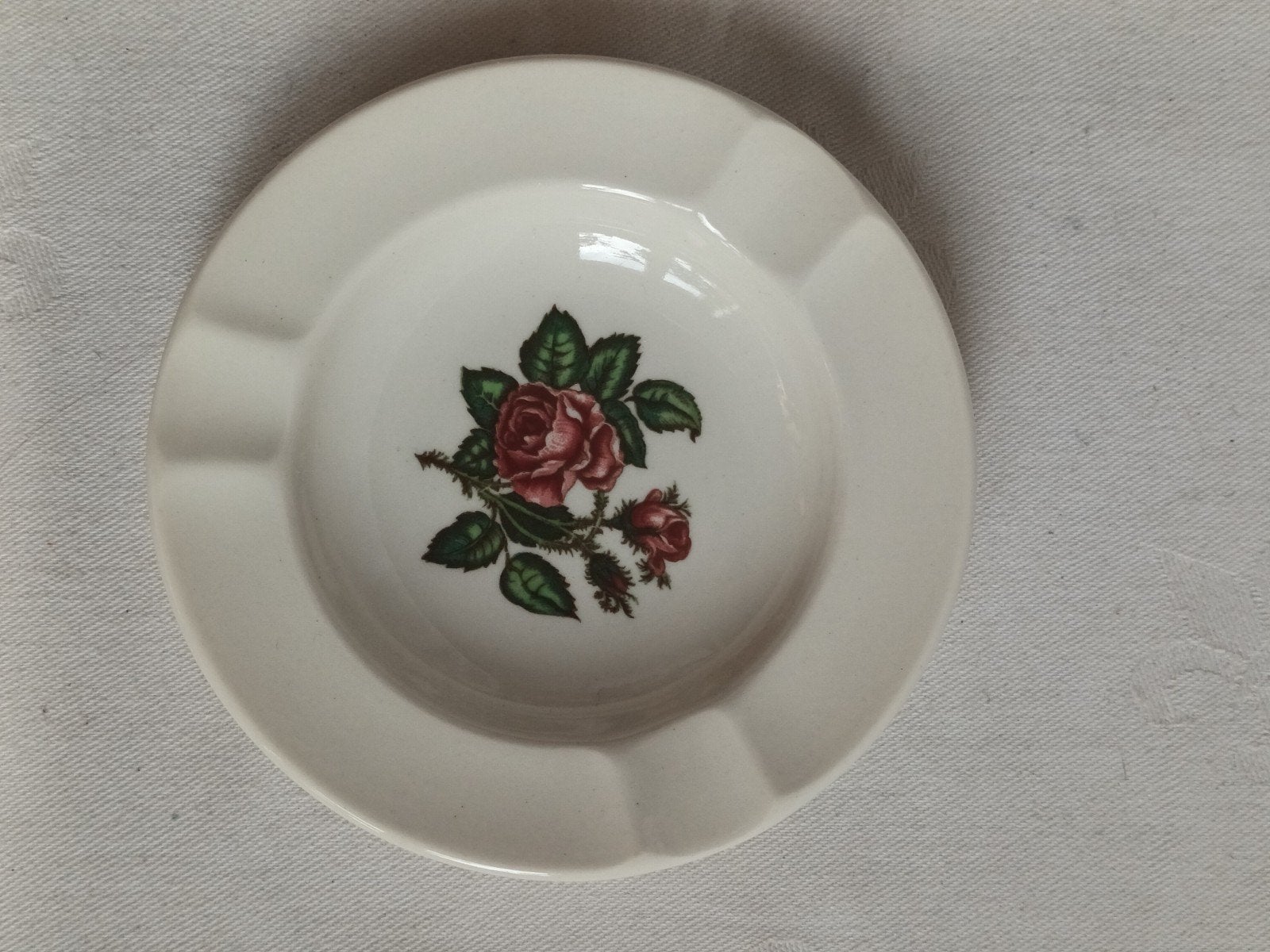 Wedgwood Moss Rose asbak zgan, Antiek en Kunst, Ophalen of Verzenden