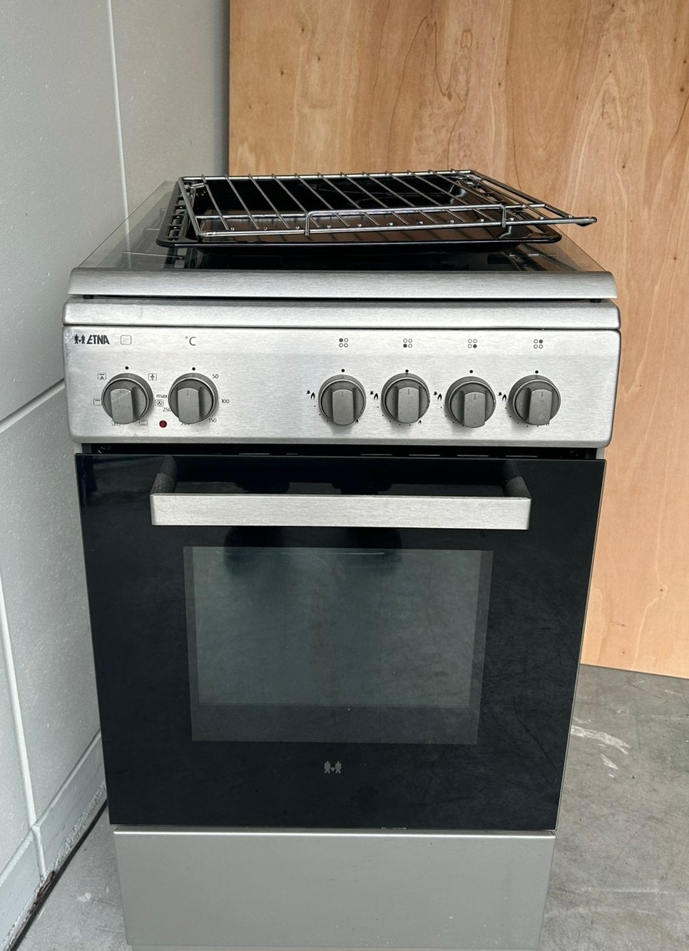 Etna rvs gasfornuis grill hetelucht smal model 50cm breed, Ophalen, Gebruikt, 4 kookzones, Energieklasse A of zuiniger