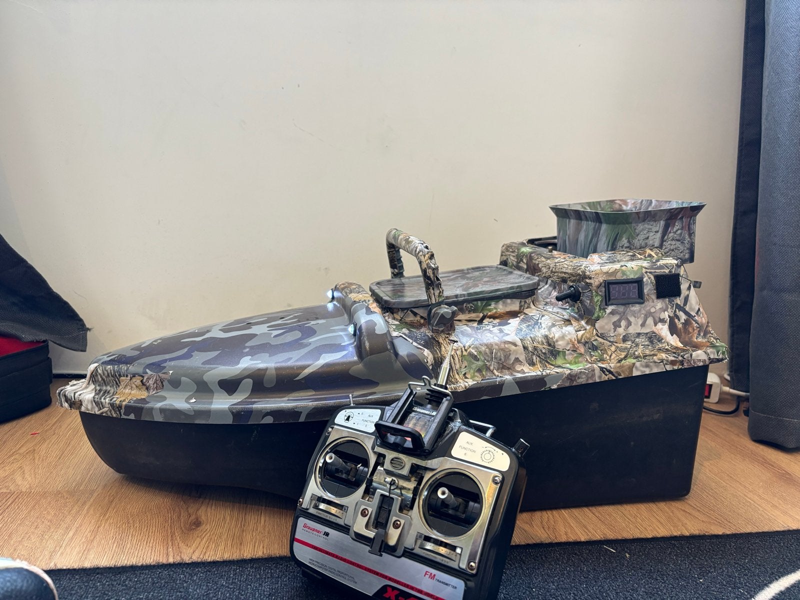 Anatec Voerboot Camouflage met Afstandsbediening, Ophalen, Gebruikt