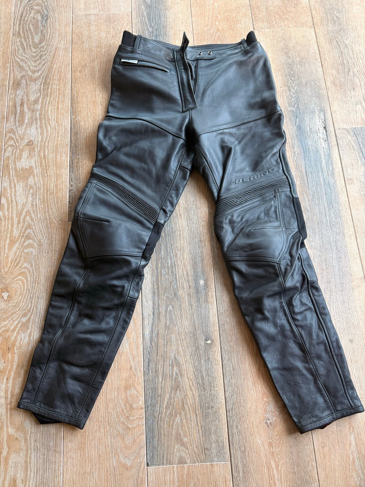 Bering leren dames motorbroek - Maat T2, Motoren, Ophalen of Verzenden, Tweedehands, Dames, Broek | leer