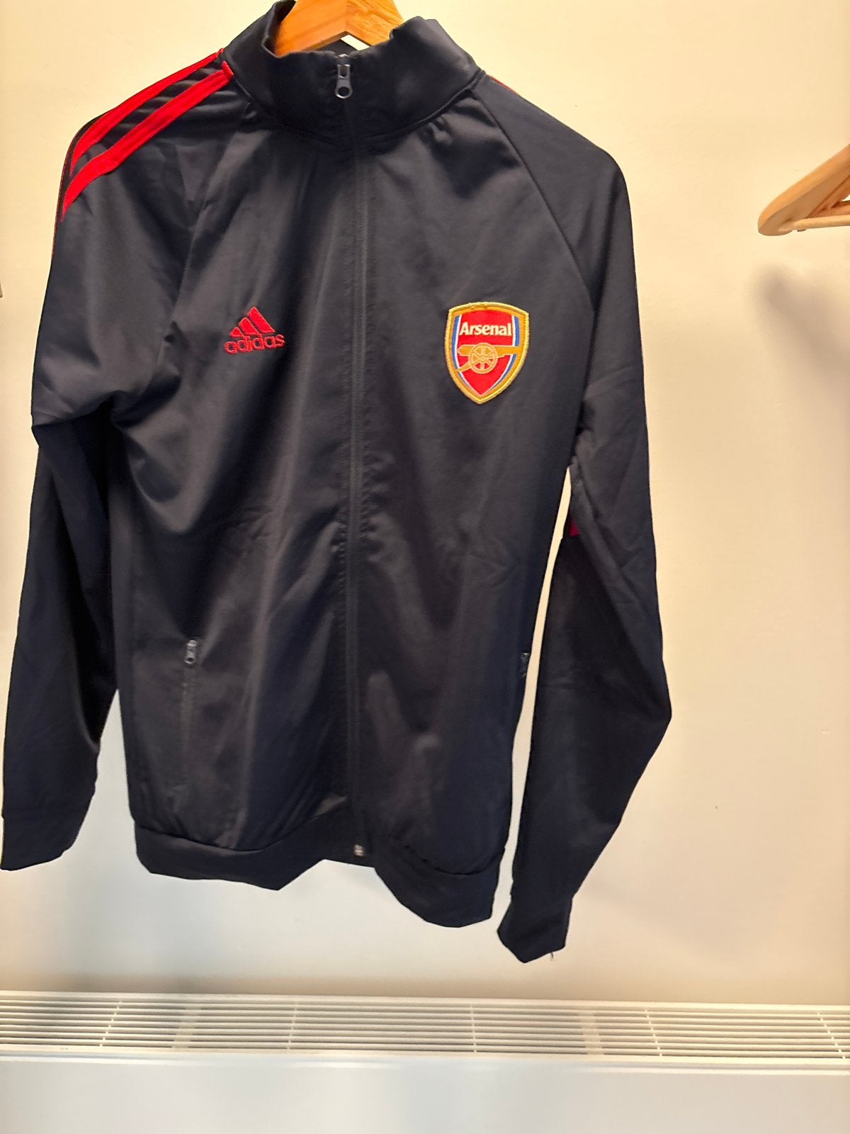 Adidas Arsenal Trainingspak - Jasje en Broek, Ophalen, Maat 48/50 (M), Zwart, Zo goed als nieuw
