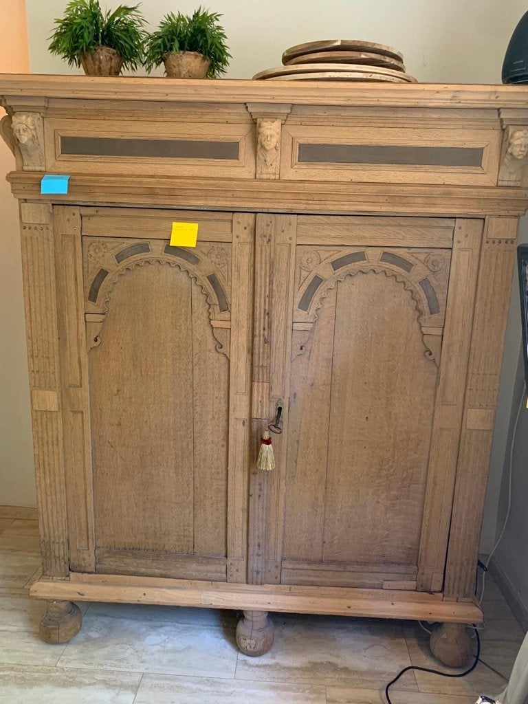 Antieke Franse Landelijke Eikenhouten Kast 18e eeuw, Ophalen, Gebruikt