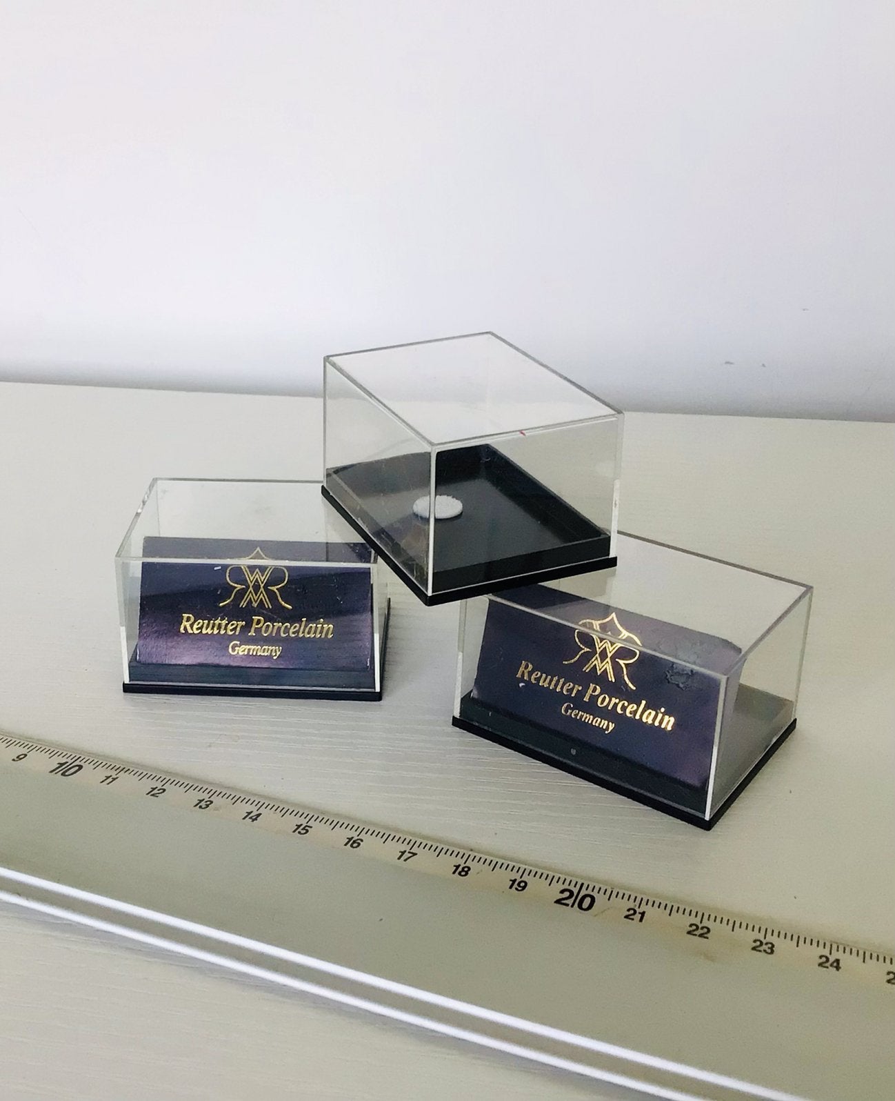 3 kunststof Reutter opbergdoosjes voor poppenhuisminiaturen, Ophalen of Verzenden, Gebruikt, Overige typen