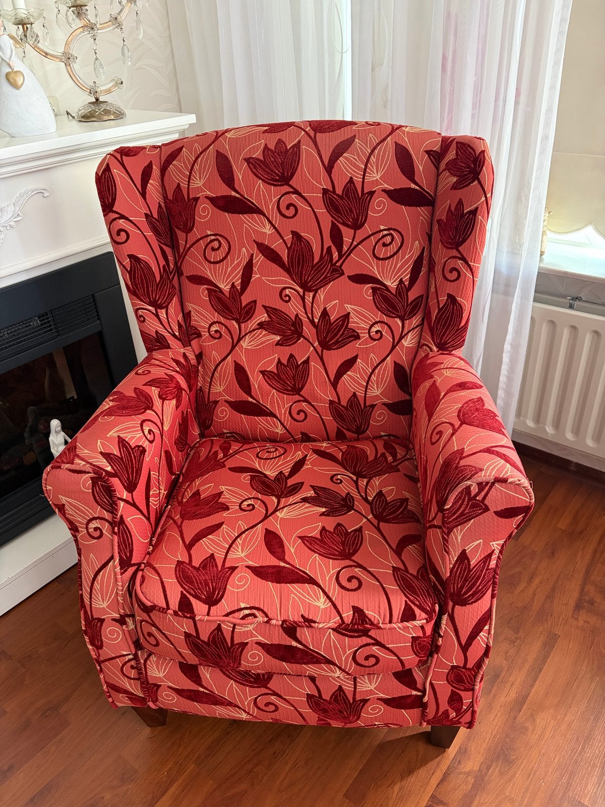 Comfortabele oorfauteuil met bloemenprint, Huis en Inrichting, Fauteuils, Ophalen, Minder dan 75 cm, Zo goed als nieuw, Stof