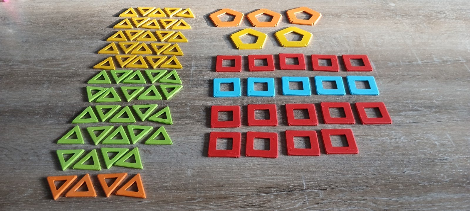 77 Geomag panels voor magnetische staafjes balletjes, Ophalen of Verzenden, Gebruikt, Bouwen
