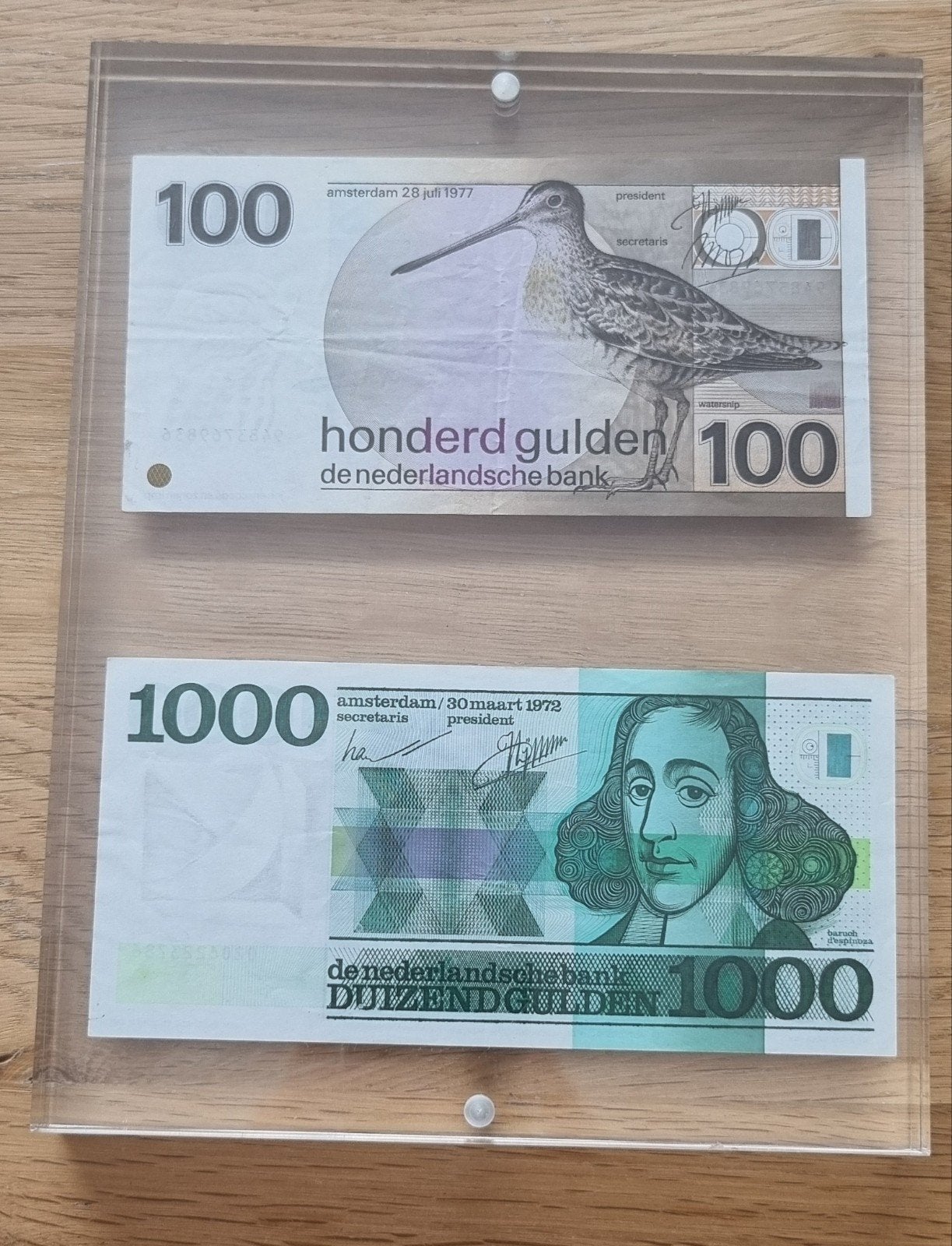 1000 gulden biljet en 100 gulden biljet in display, Postzegels en Munten, Bankbiljetten | Nederland, Ophalen of Verzenden, 1000 gulden
