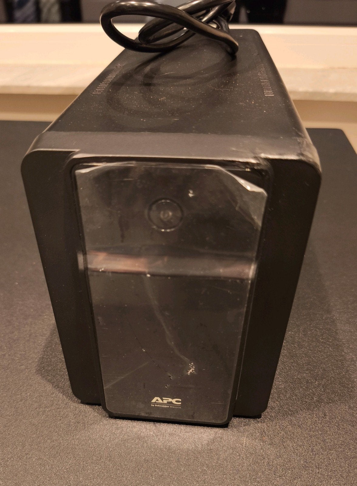 APC Back-UPS BX1600MI-GR (1600VA / 900W), Ophalen of Verzenden, Gebruikt