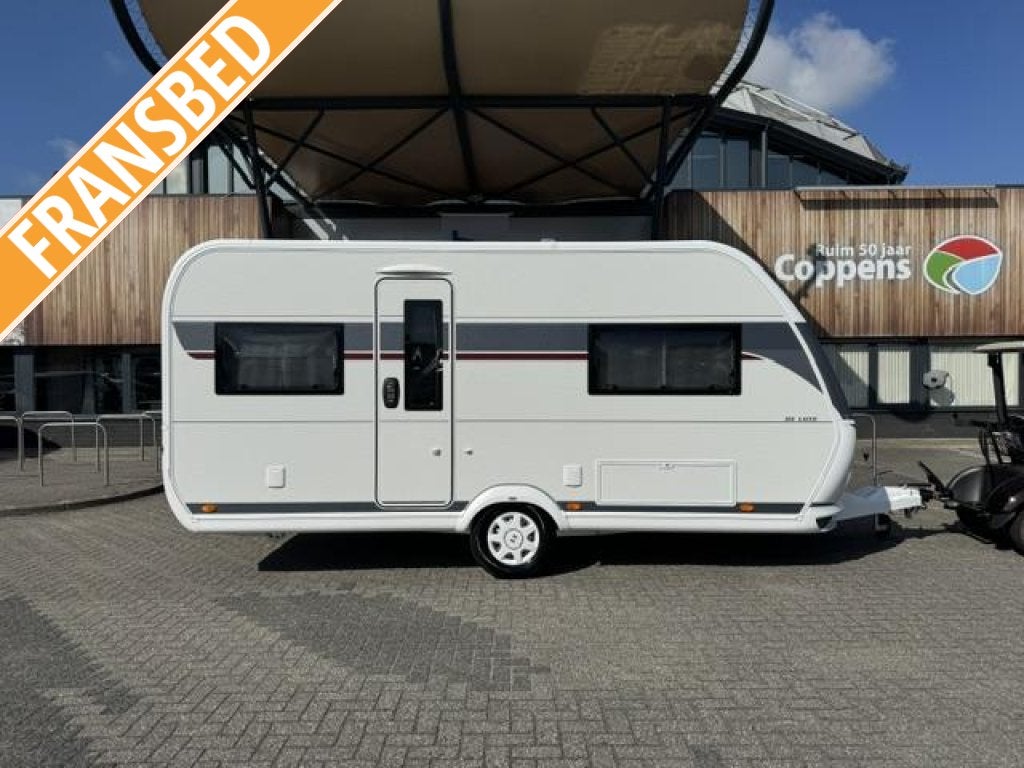 Hobby De Luxe 460 UFE 2027 NIEUW BINNEN!!!, Standaardzit, Schokbreker, Bedrijf, 4 tot 5 meter