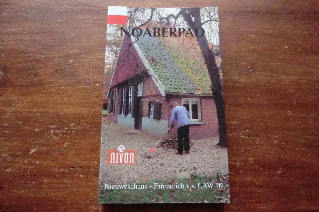 wandelgids - Noaberpad - LAW 10 / Nieuweschans - Emmerich, Boeken, Fiets- of Wandelgids, Ophalen of Verzenden, Benelux, Gelezen