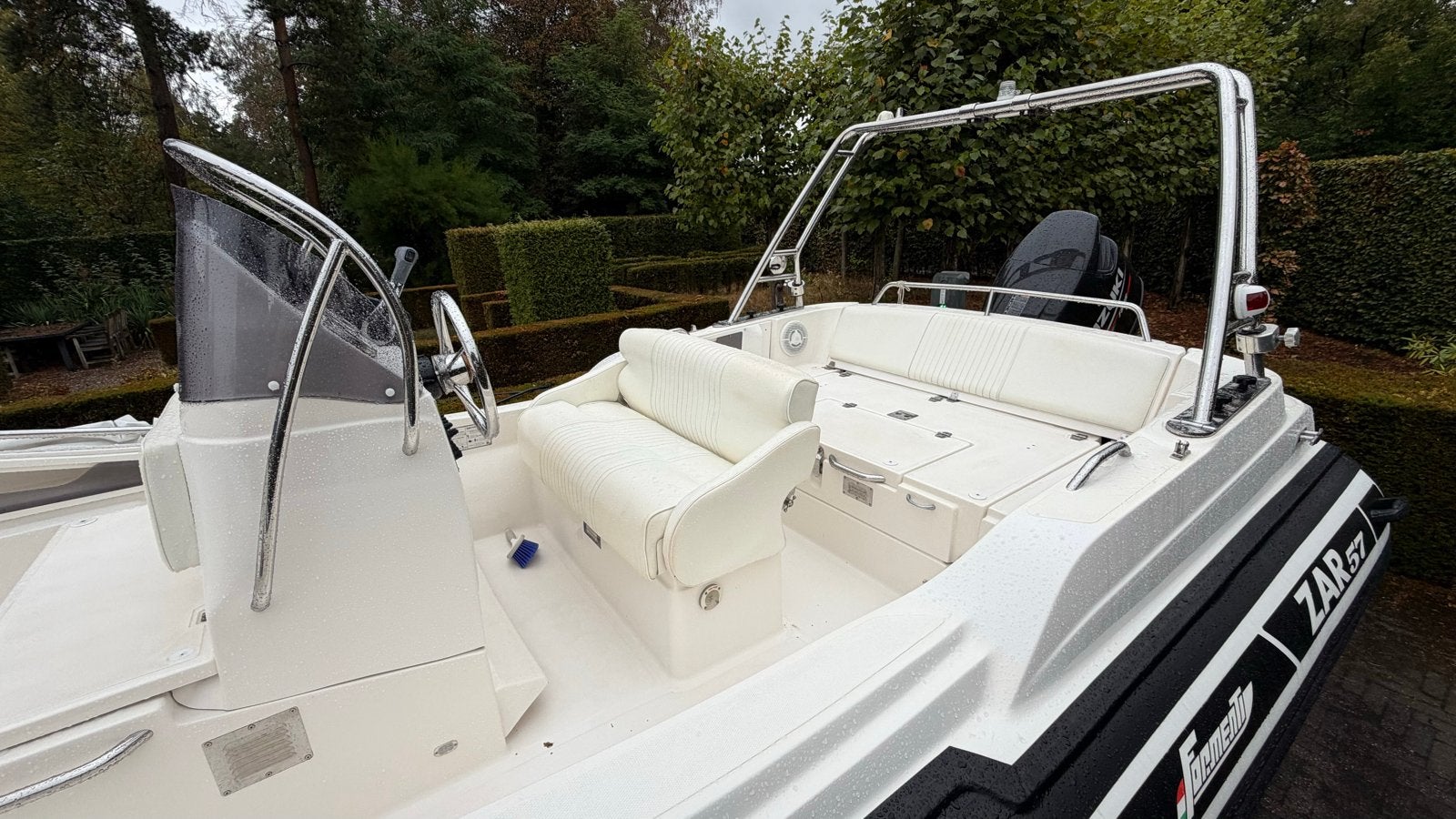 Foto 4 van ZAR Formenti 57 Well Deck met Suzuki DF150 en KALF trailer