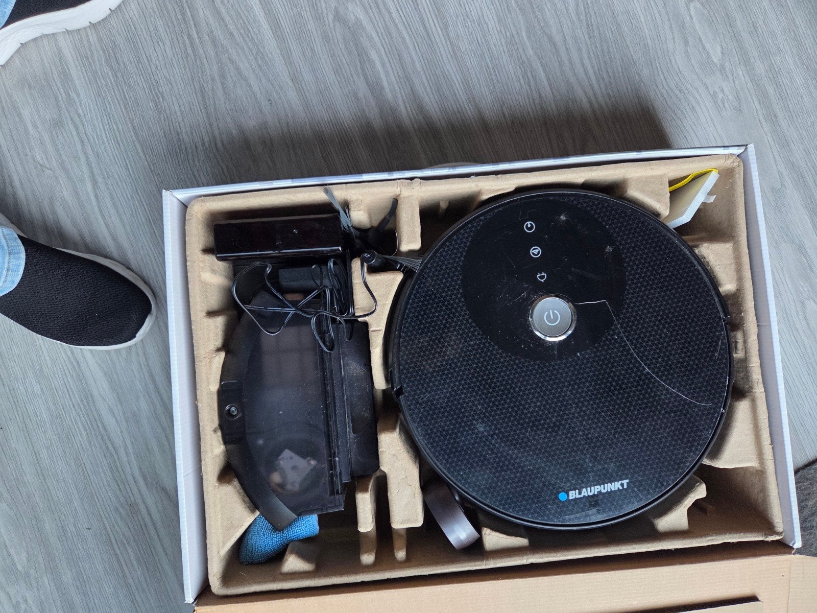 Blaupunkt Bluebot XBOOST Robotic Stofzuiger, Ophalen, Reservoir, Inclusief accessoires, Robotstofzuiger