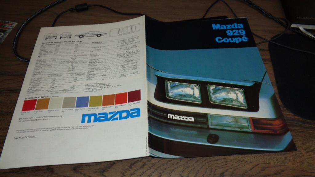 Folder MAZDA  929  COUPE  ,  3-1982, Verzenden, Zo goed als nieuw, Mazda