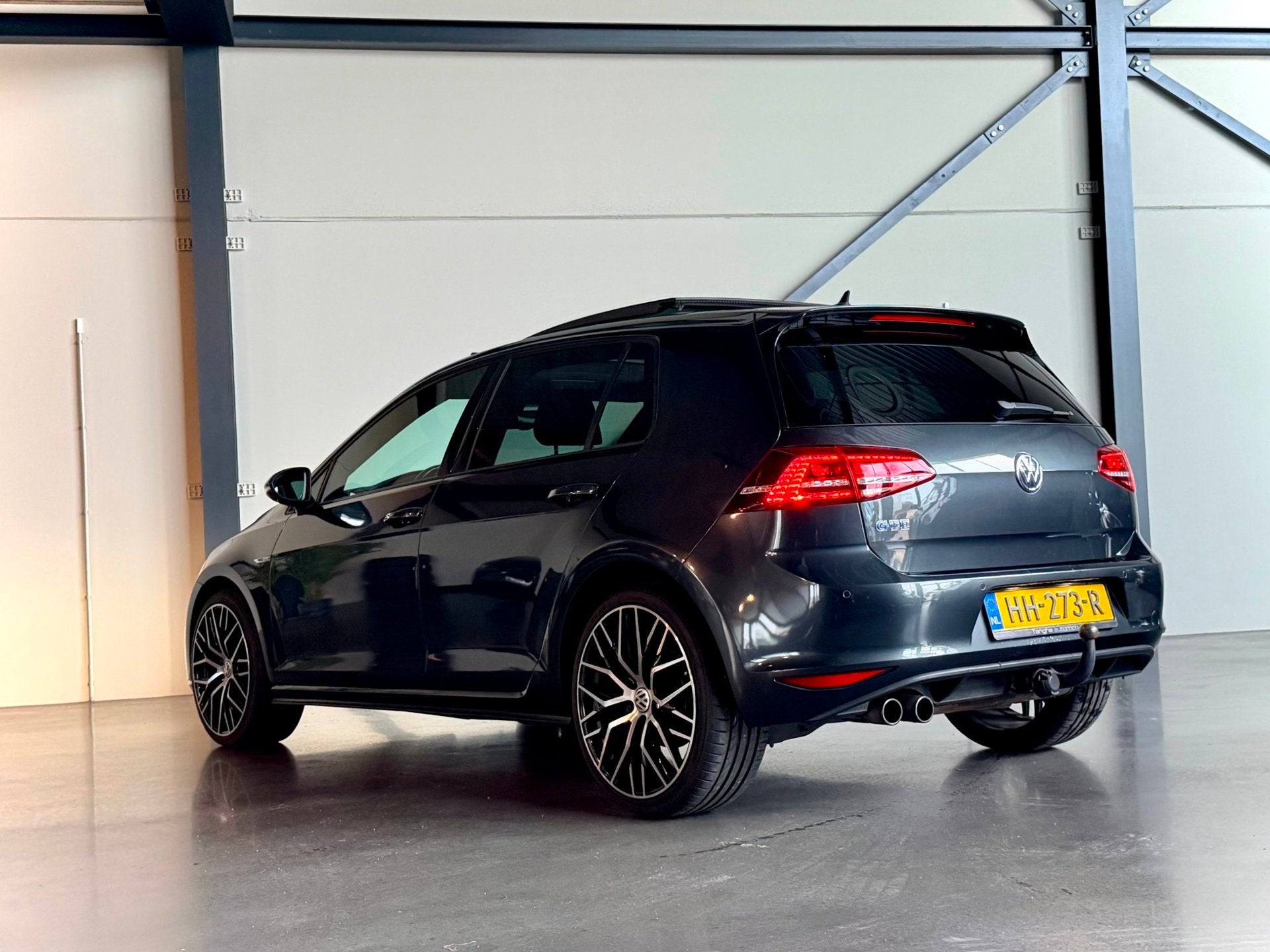 Volkswagen Golf 1.4 TSI GTE, Adaptieve Cruise, Panodak, Trek, 8 kWh, Stof, Gebruikt, 4 cilinders