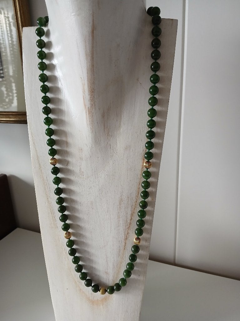 Snoer groene Jade + goudkl.kralen,  76 cm, Verzenden, Gebruikt, Groen, Steen of Mineraal