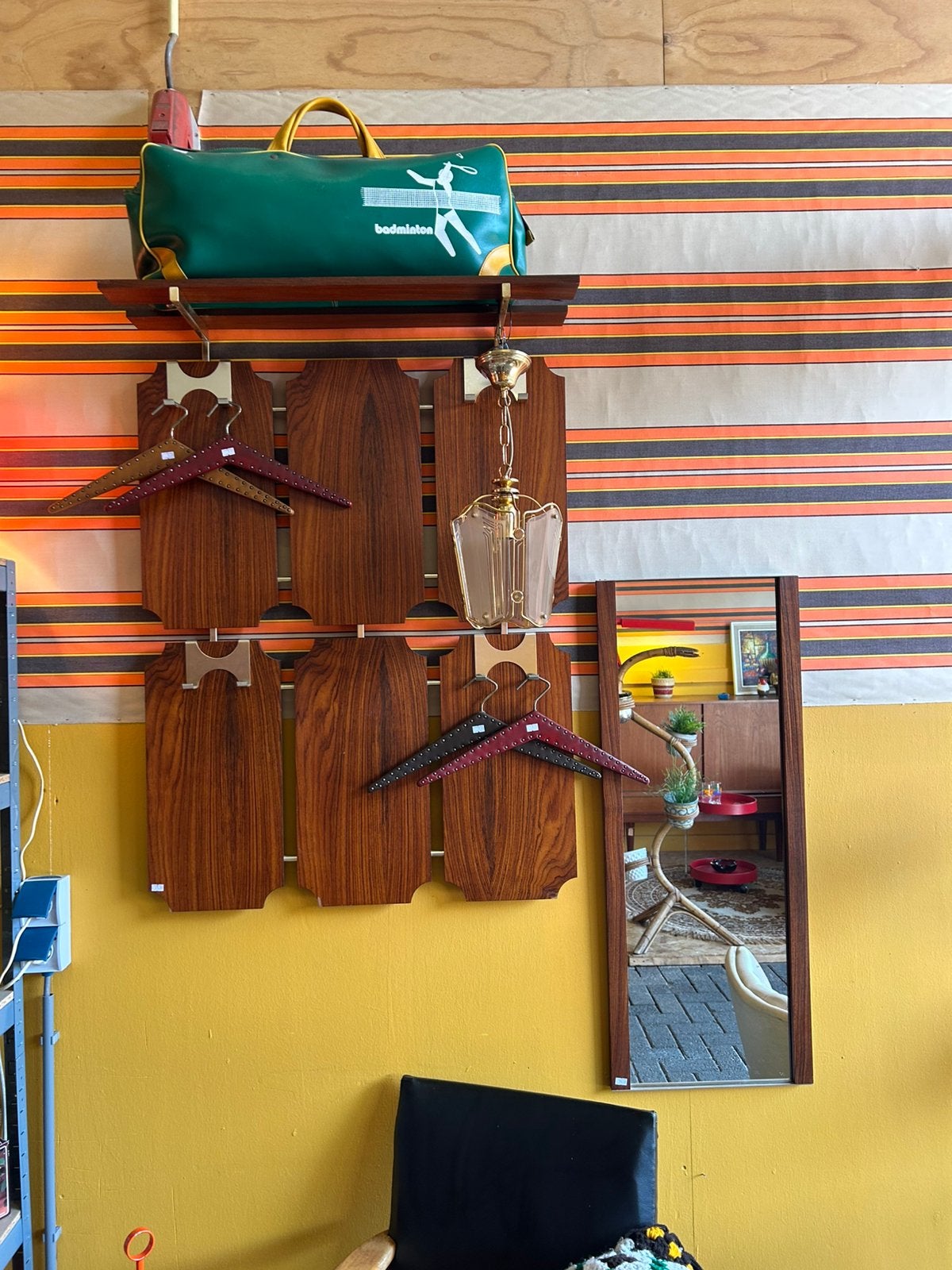 Vintage teakhouten wandkapstok + wandspiegel, jaren 70, set, ?, Zo goed als nieuw, Ophalen, Wandkapstok