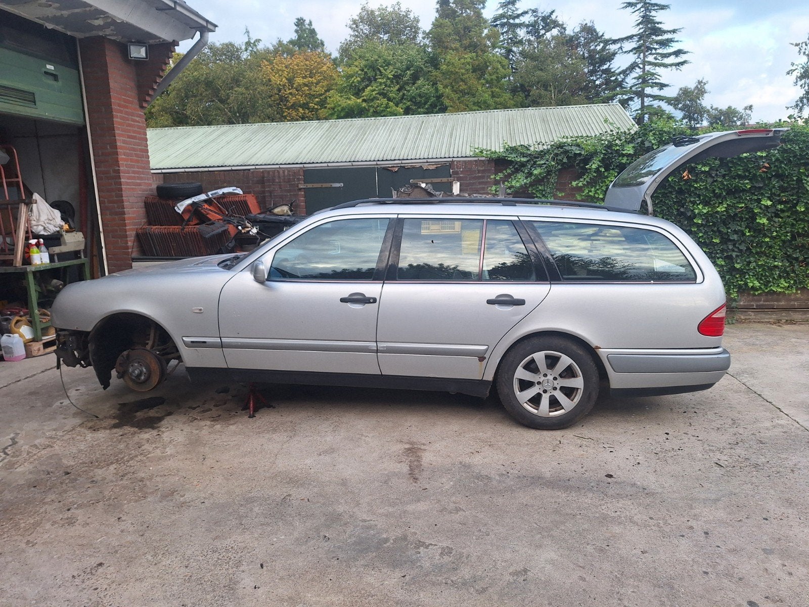 Mercedes-Benz W210 voor onderdelen - Stationwagon, Ophalen, Gebruikt, Mercedes-Benz