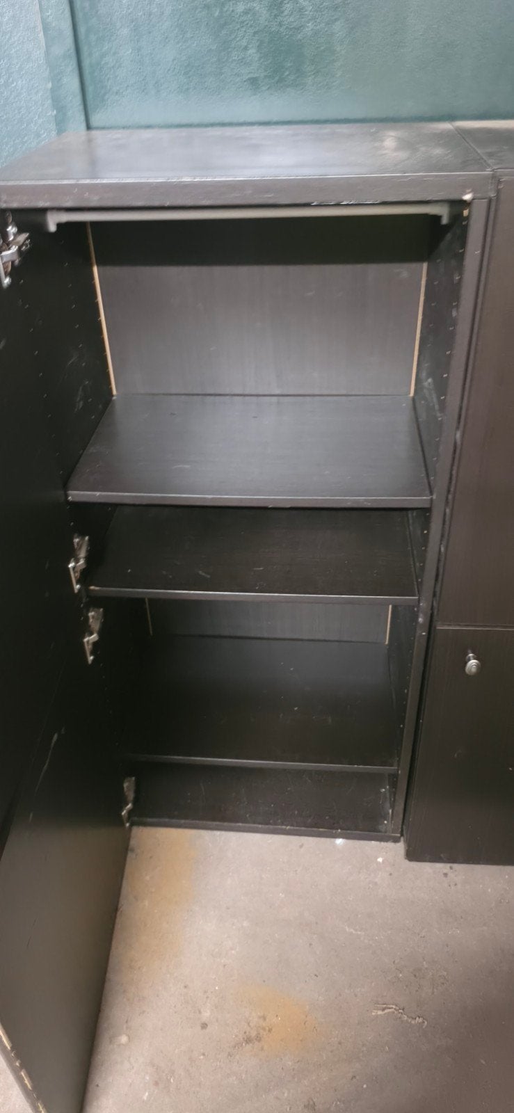 Gratis Schoenenkast / Schuurkast - 2 Delen, Ophalen, Gebruikt