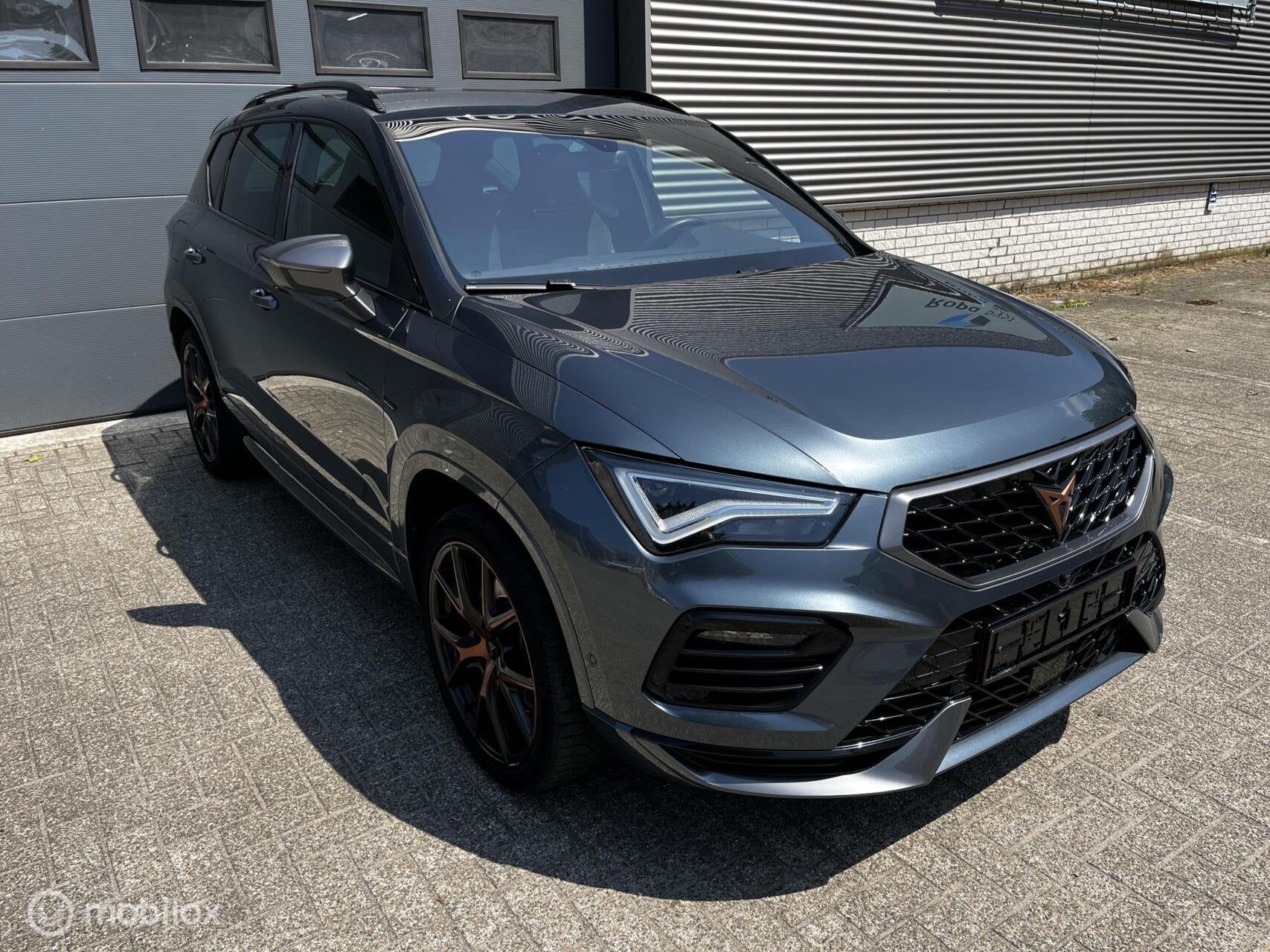 CUPRA Ateca 2.0 TSI 4DRIVE, Auto's, Automaat, Gebruikt, Zwart, 4 cilinders