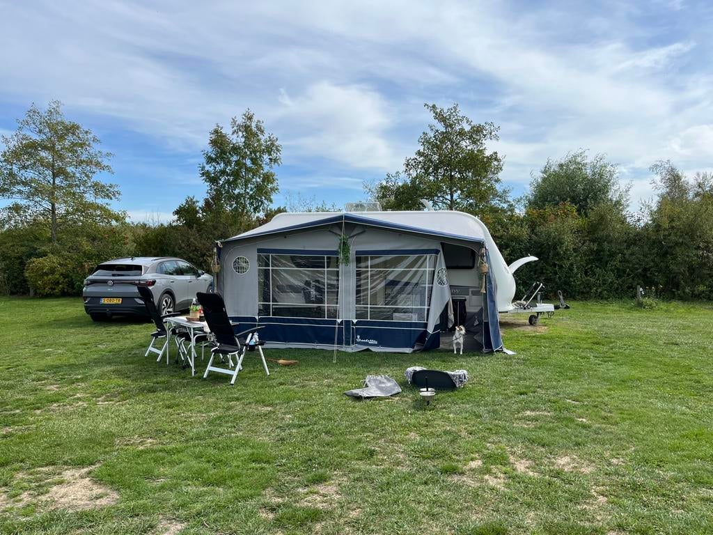 Gezocht, zonneluifel Isabella Capri voortent mt 11 (915/925), Caravans en Kamperen, Tentaccessoires, Ophalen, Gebruikt
