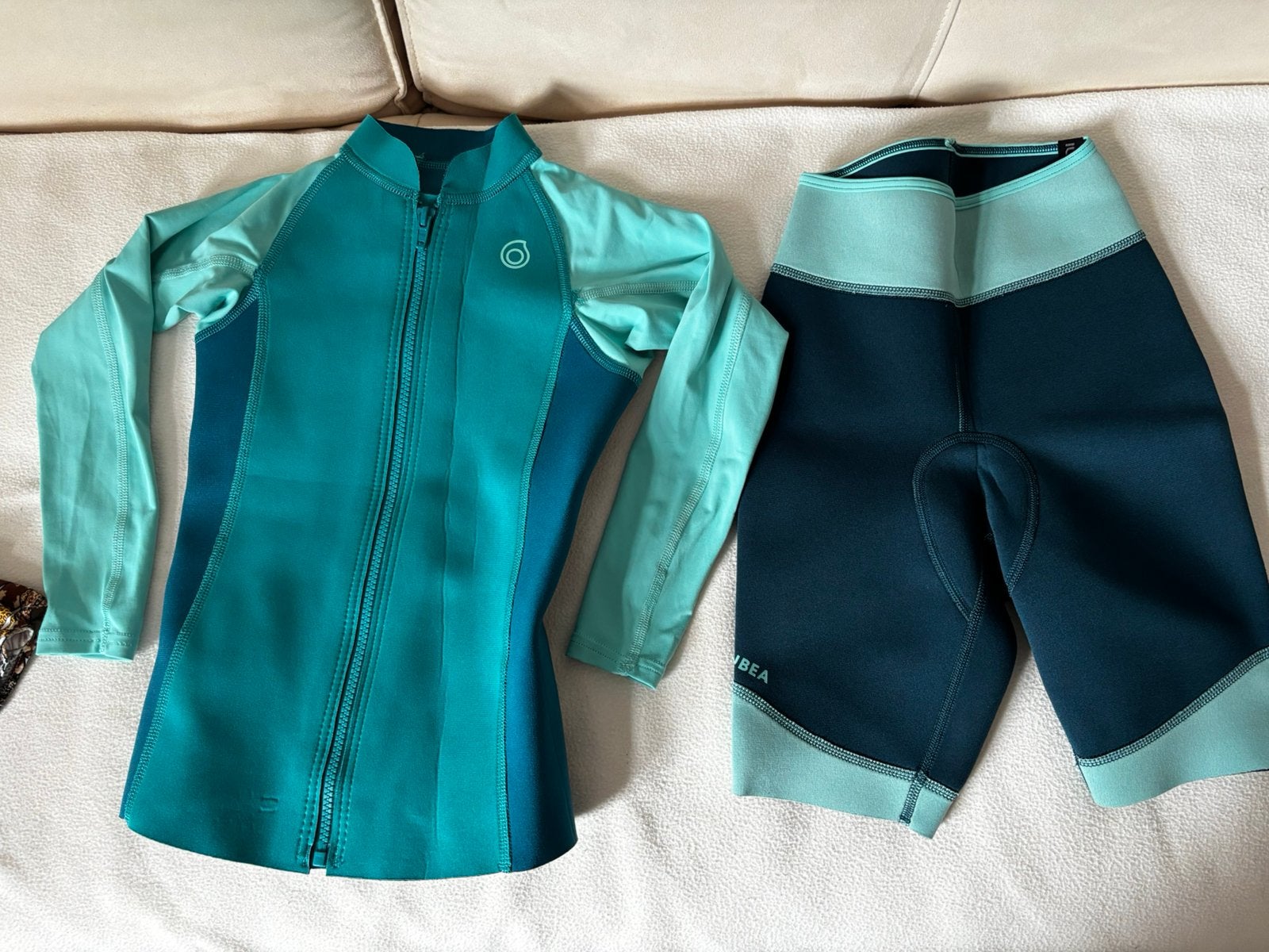 Zwempak wetsuit neopreen 131-140cm, Ophalen of Verzenden, Zo goed als nieuw, Meisje, Sport- of Zwemkleding