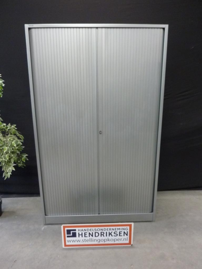 Ahrend roldeurkast zilvergrijs / archiefkast / kantoorkast, Gebruikt, 100 tot 150 cm, Handelsonderneming Hendriksen, Meerdere deuren