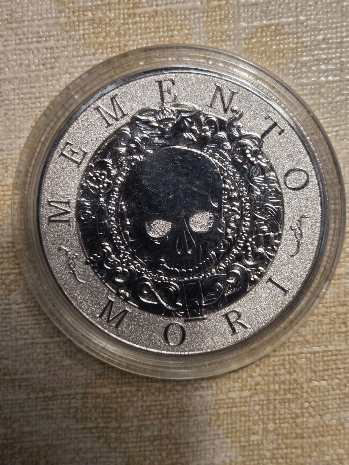 Memento Mori Carpe Diem Zilverkleurige Munt, Ophalen of Verzenden, Overige landen, Losse munt