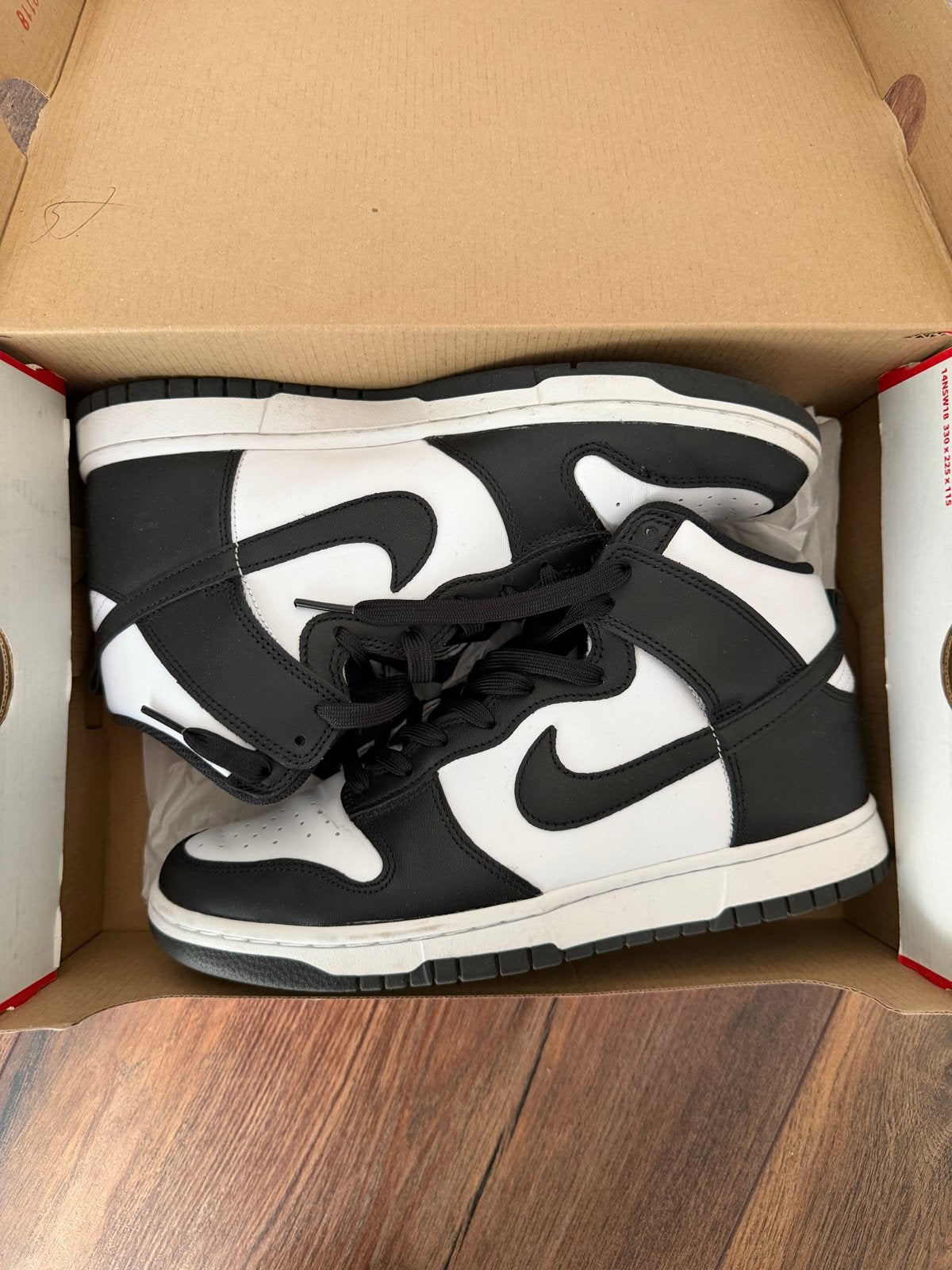 Nike Dunk High Retro Panda - Maat 42,5, Ophalen of Verzenden, Gedragen, Zwart, Sneakers of Gympen