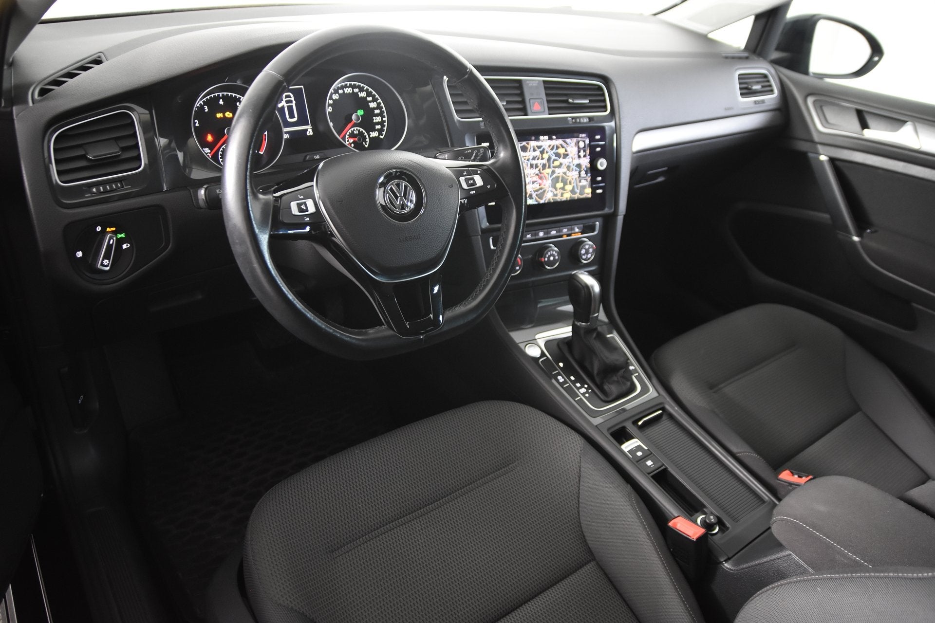 Volkswagen Golf Variant *Navigatie*Stoelverwarming*Park assi, Stof, Gebruikt, Euro 6, 116 pk