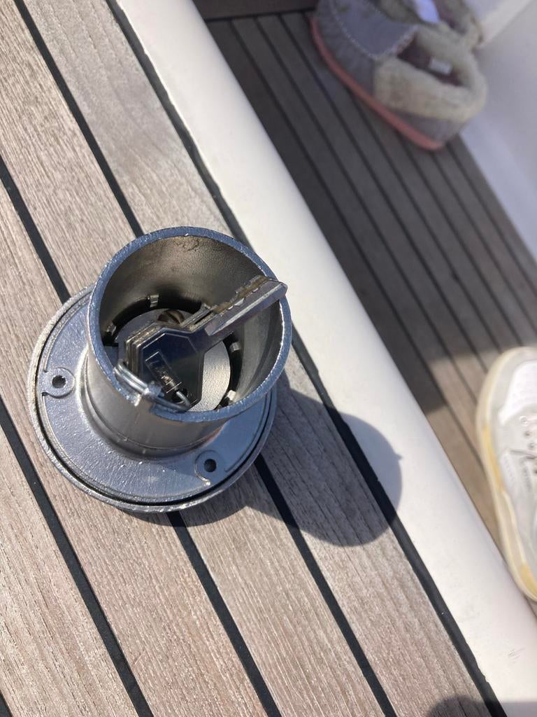 RVS afsluitbare tankdop met twee sleutels, 50 mm, Watersport en Boten, Verzenden, Nieuw, Motor en Techniek