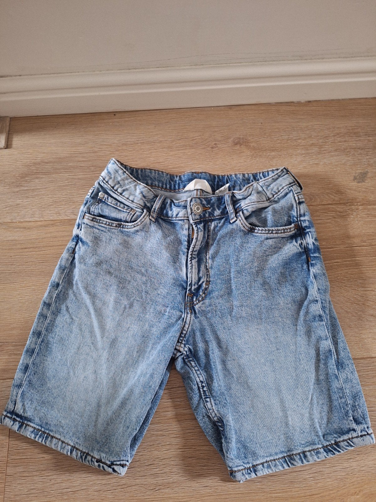 Gave korte spijkerbroek H&M Regular Fit mt 158; draagmt 152!, Kinderen en Baby's, Kinderkleding | Maat 152, Broek, Gebruikt, H&M