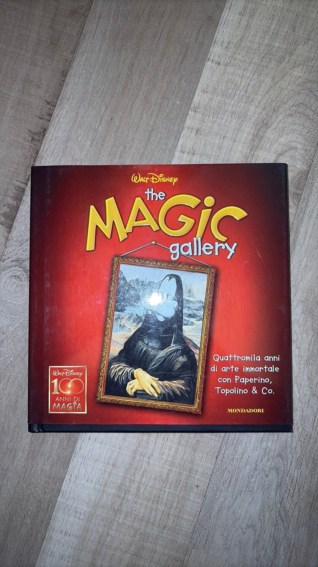 The magic Gallery 100 jaar walt Disney, Ophalen of Verzenden, Gebruikt, Overige typen
