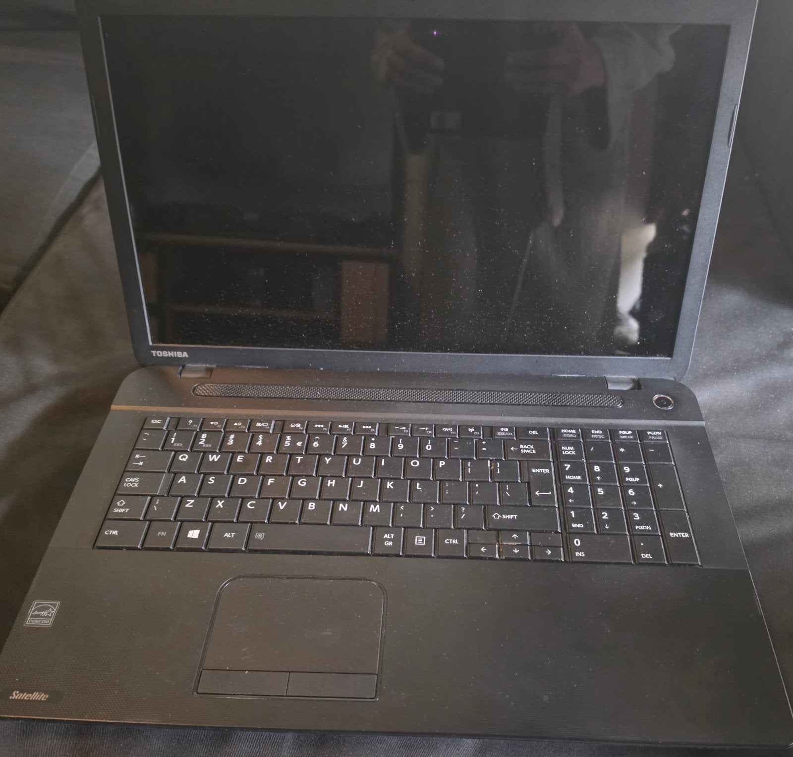 Toshiba Satellite C70D-B-103 Laptop - Defect, Ophalen, Toshiba, 2 tot 3 Ghz, SSD