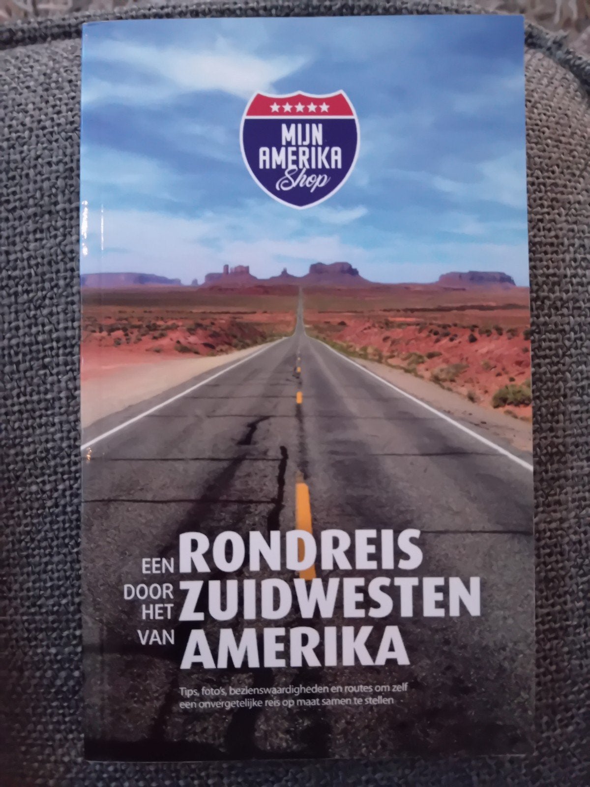 Rondreis door het Zuidwesten van Amerika - Hans Moonen, Boeken, Overige merken, Nieuw, Ophalen of Verzenden, Reisgids of -boek