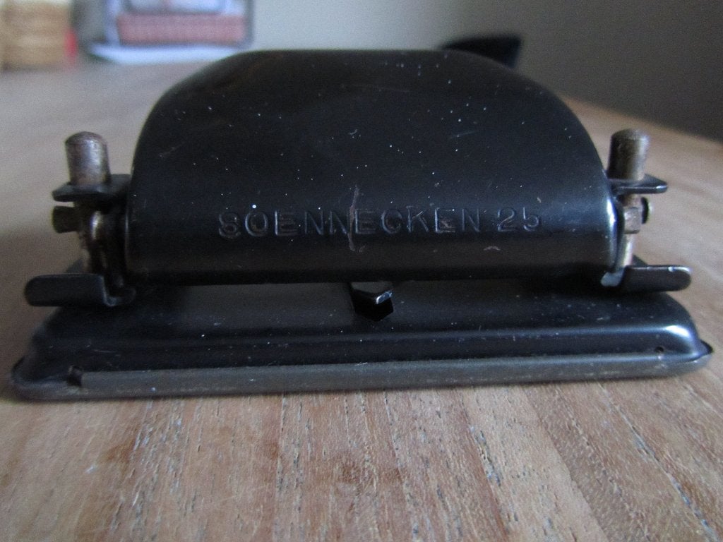 Perforator Soennecken 25 zwart, Antiek en Kunst, Ophalen of Verzenden