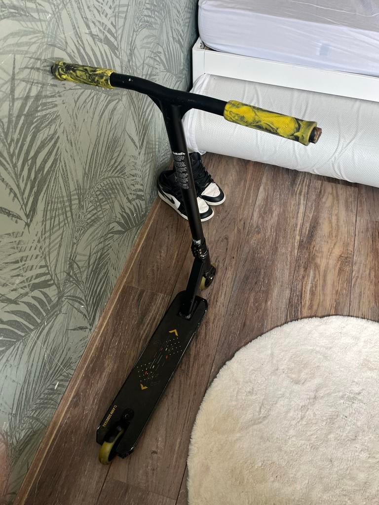 Slamm Stuntstep : ALEEN OPHALEN, Fietsen en Brommers, Steps, Ophalen, Zo goed als nieuw, Gewone step