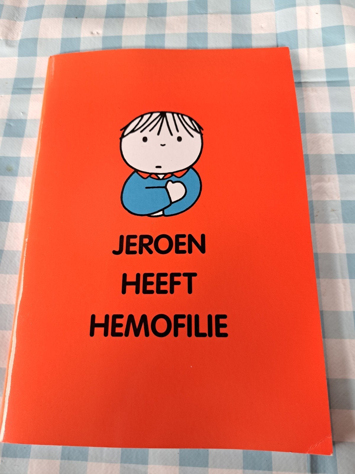 E: Jeroen Heeft Hemofilie - Informatief Kinderboek, Boeken, Ophalen of Verzenden, Gelezen, Ziekte en Allergie, Onbekend
