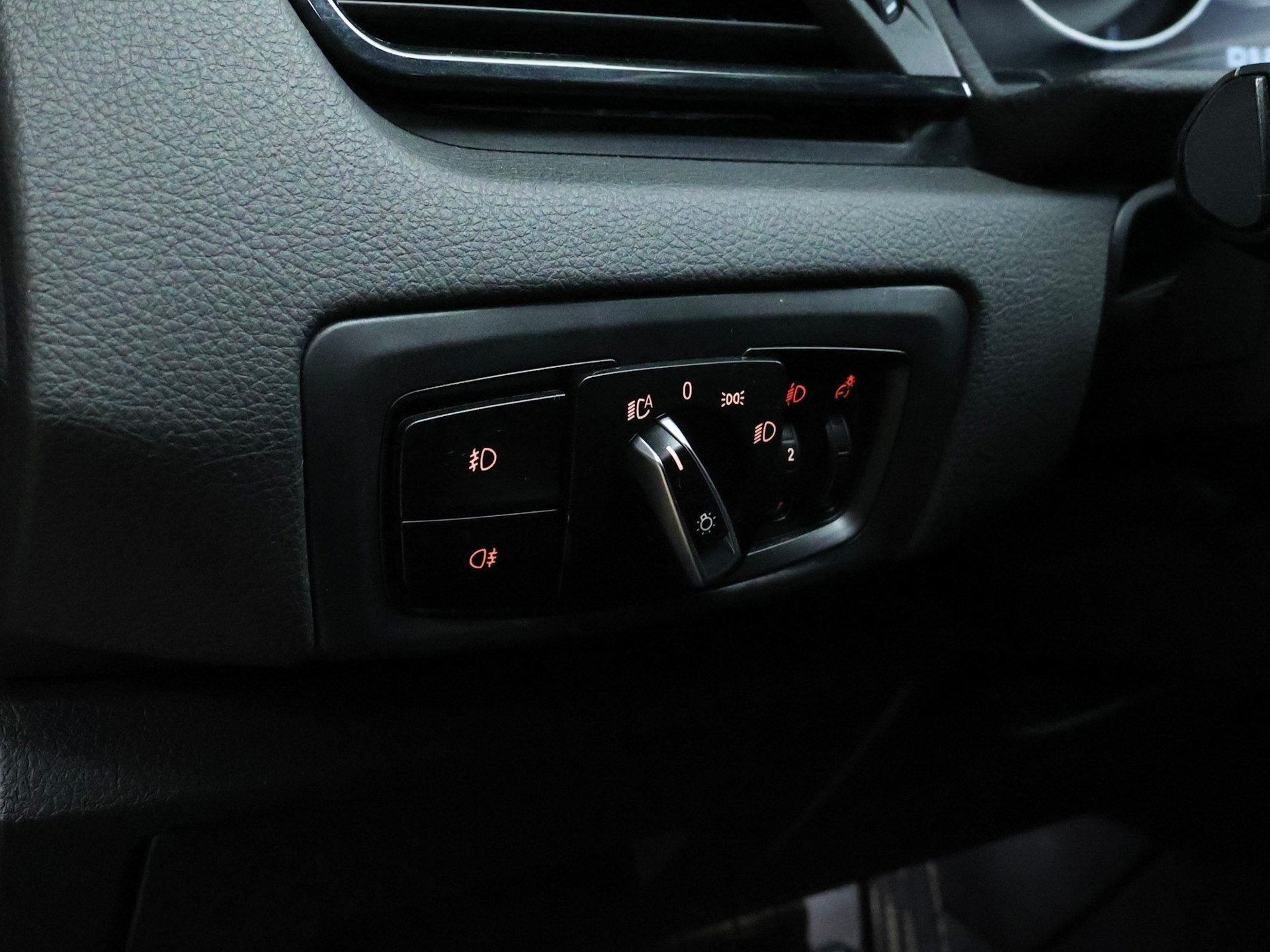 Foto 24 van BMW 2-serie Gran Tourer 220i Centennial High Executive 7p. S
