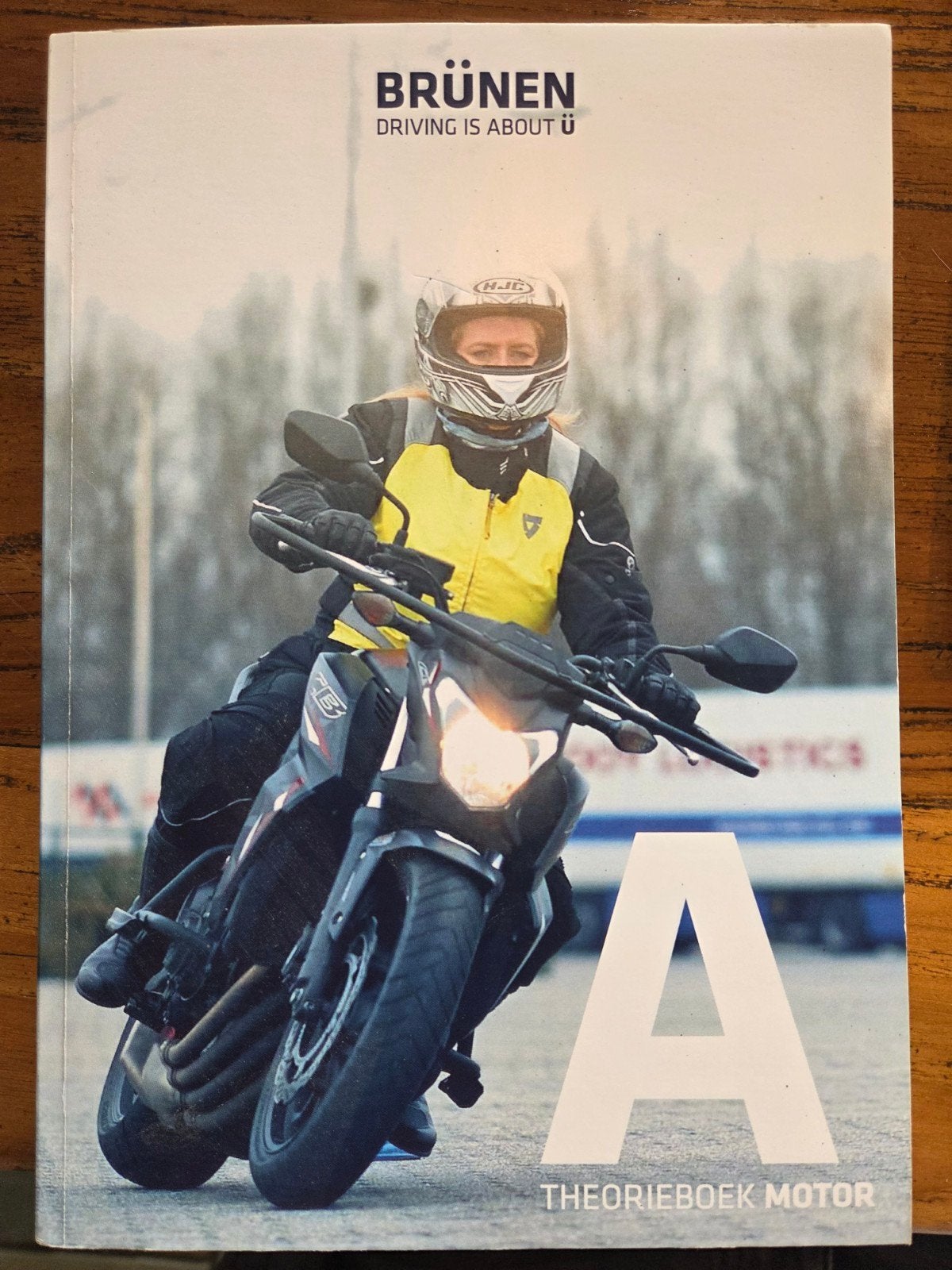 Brünen theorie boek motor A, Ophalen of Verzenden, Alpha, Zo goed als nieuw, Niet van toepassing