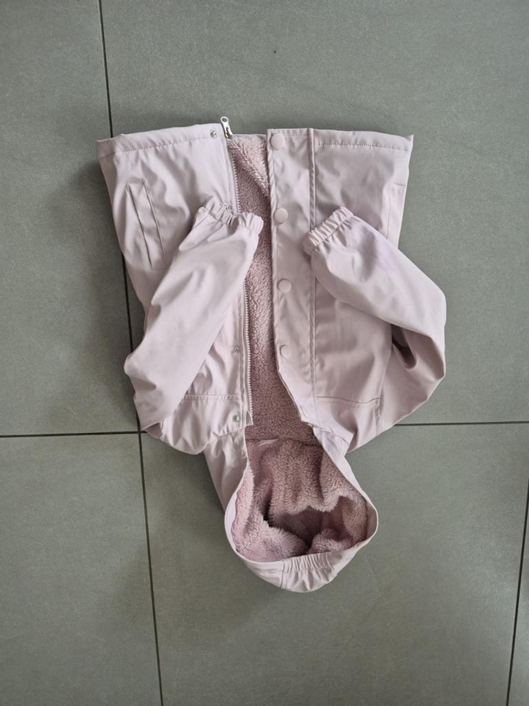 Roze regenjas met teddy voering maat 110/116, Ophalen of Verzenden, Zo goed als nieuw, Meisje, Jas