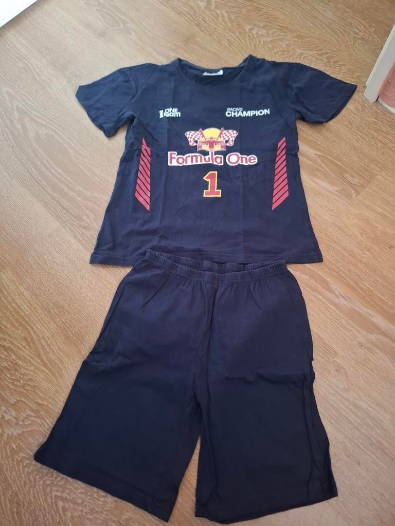 Shortama Red Bull, Ophalen of Verzenden, Zo goed als nieuw, Jongen, Nacht- of Onderkleding