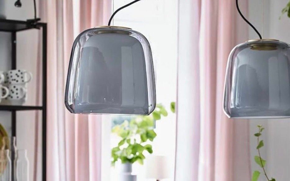 2 IKEA Evedal eettafellampen, Ophalen of Verzenden, Zo goed als nieuw, Glas, E27 (groot)
