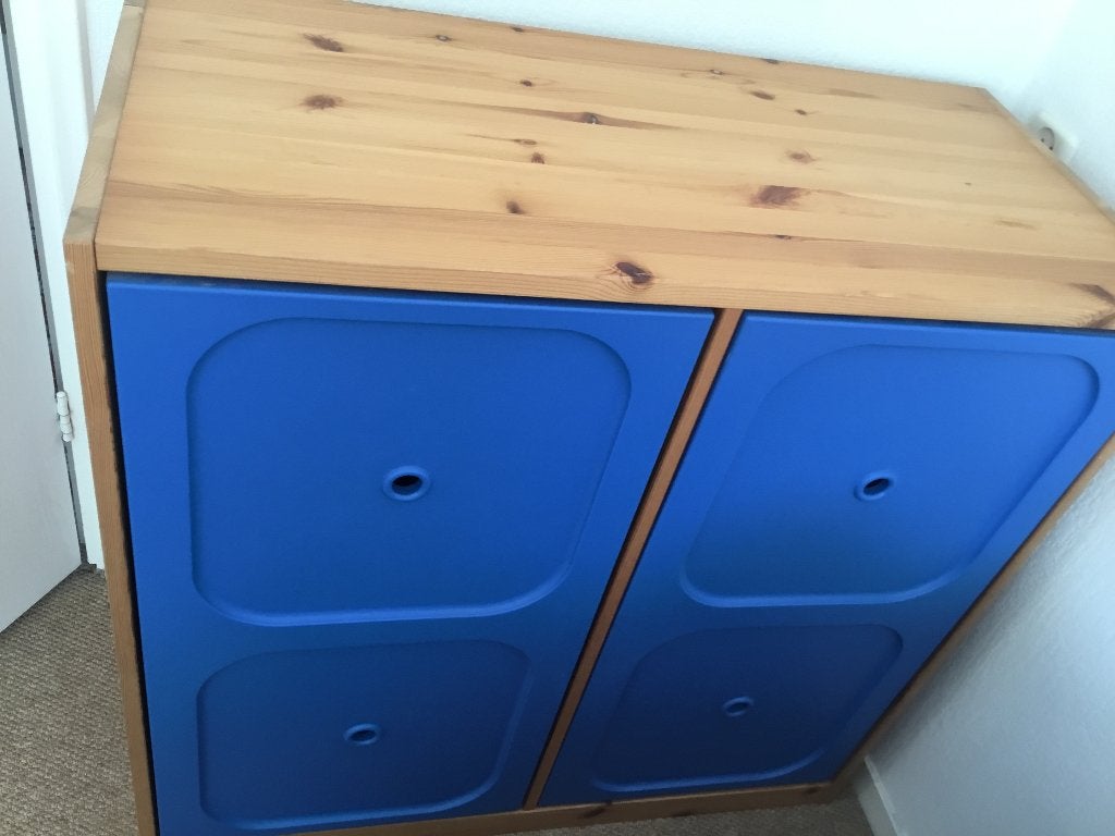 Te koop kinderKinderkledingkast, Huis en Inrichting, Kasten | Kledingkasten, 50 tot 100 cm, Zo goed als nieuw, Grenenhout, Minder dan 100 cm
