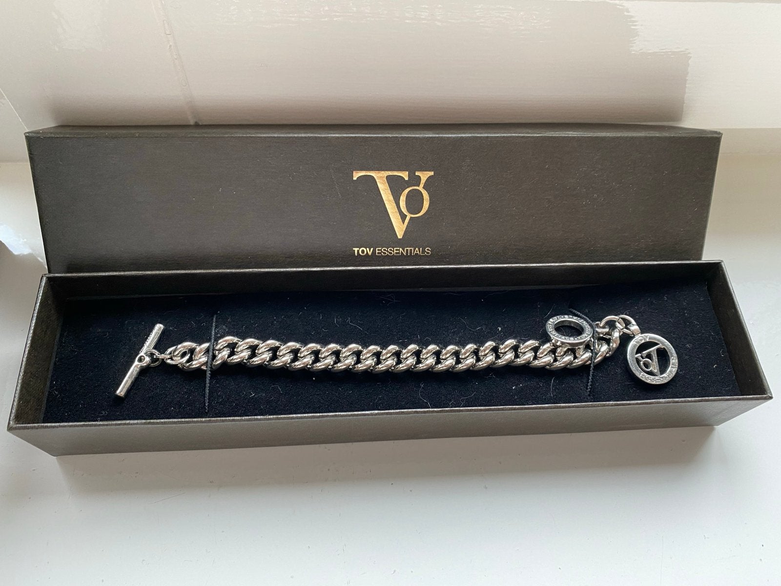 Tov Essentials Zilverkleurige Schakelarmband, Ophalen of Verzenden, Zo goed als nieuw, Zilver