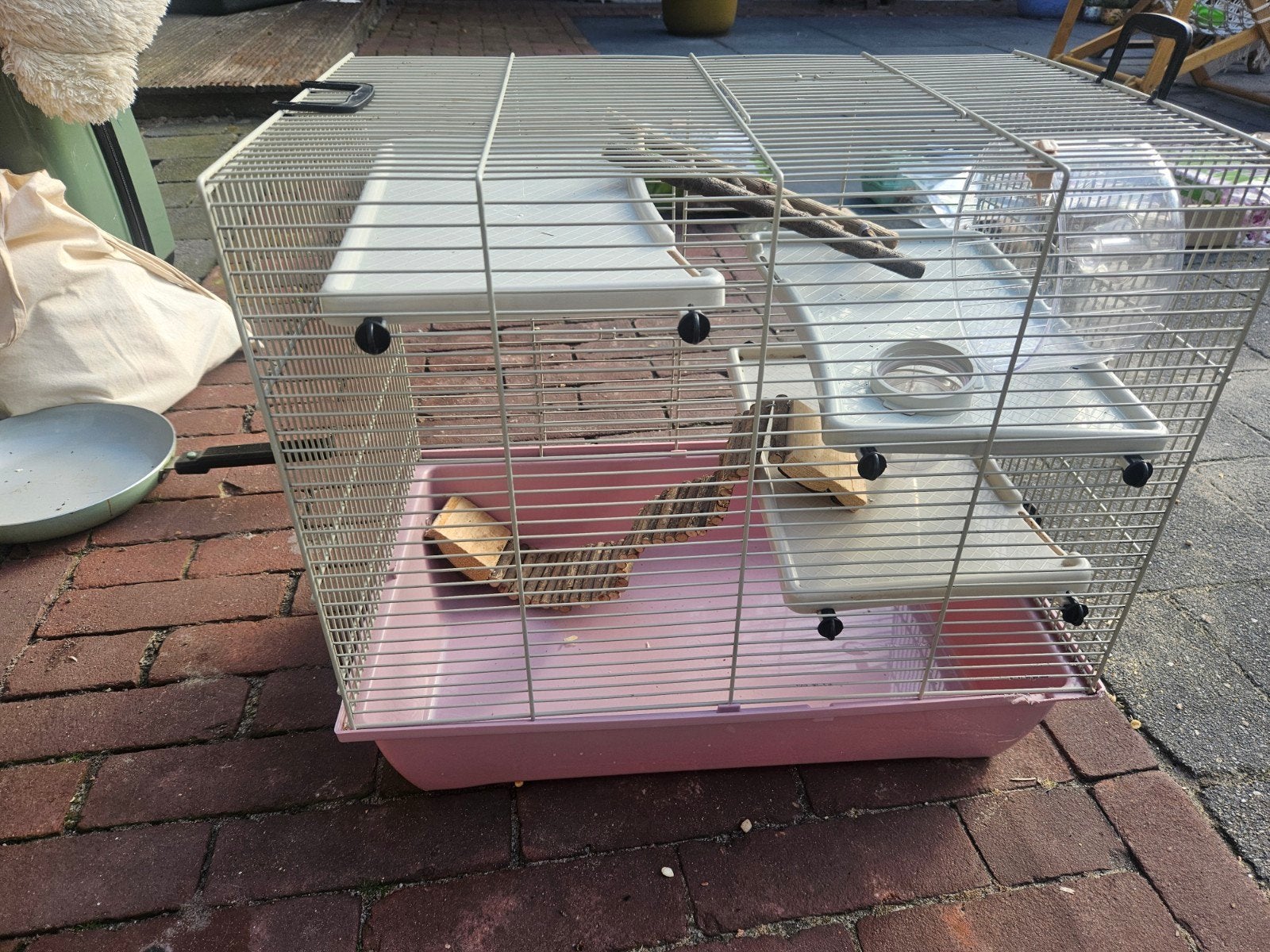Hamster kooien en andere hamster spullen.