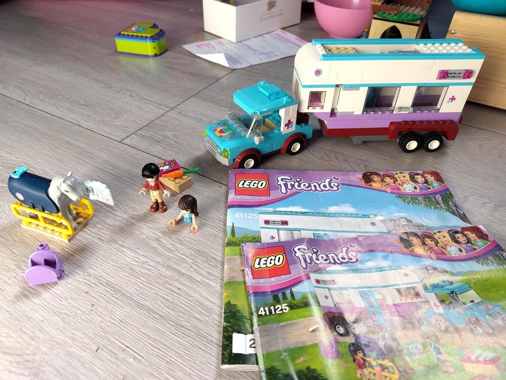LEGO Friends Dierenambulance 41125 met paard en figuren, Compleet, Gebruikt, Lego, Friends