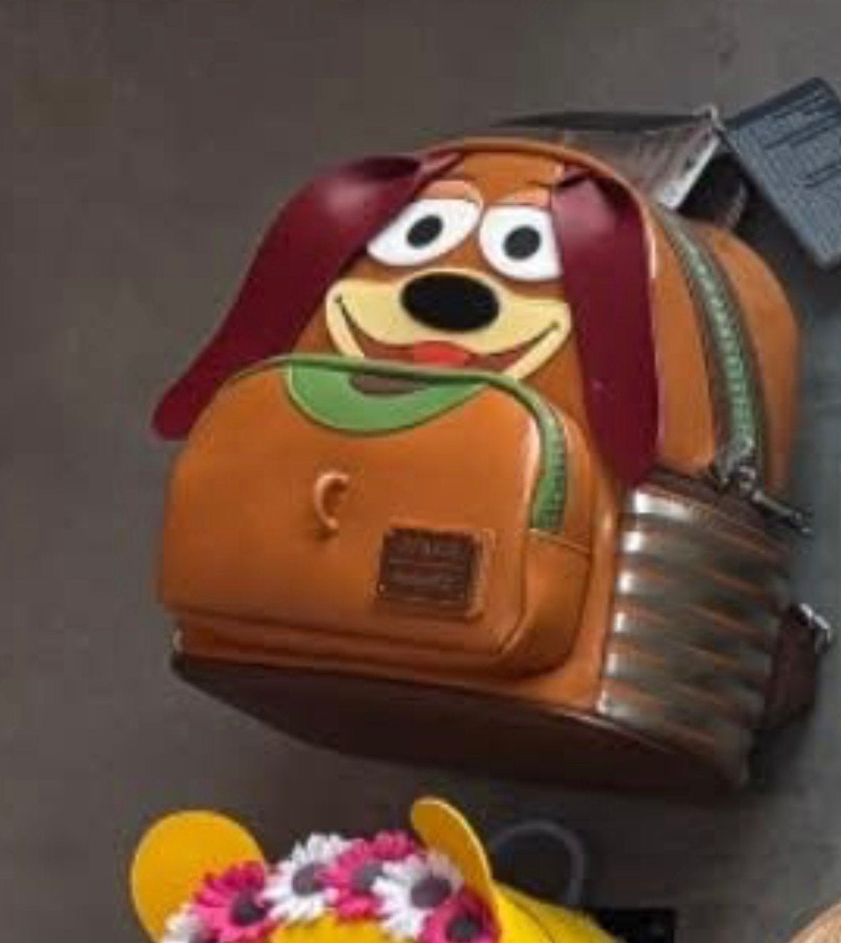 Loungefly Slinky Dog Mini Backpack, Ophalen of Verzenden, Overige figuren, Nieuw, Tas, Koffer of Zak