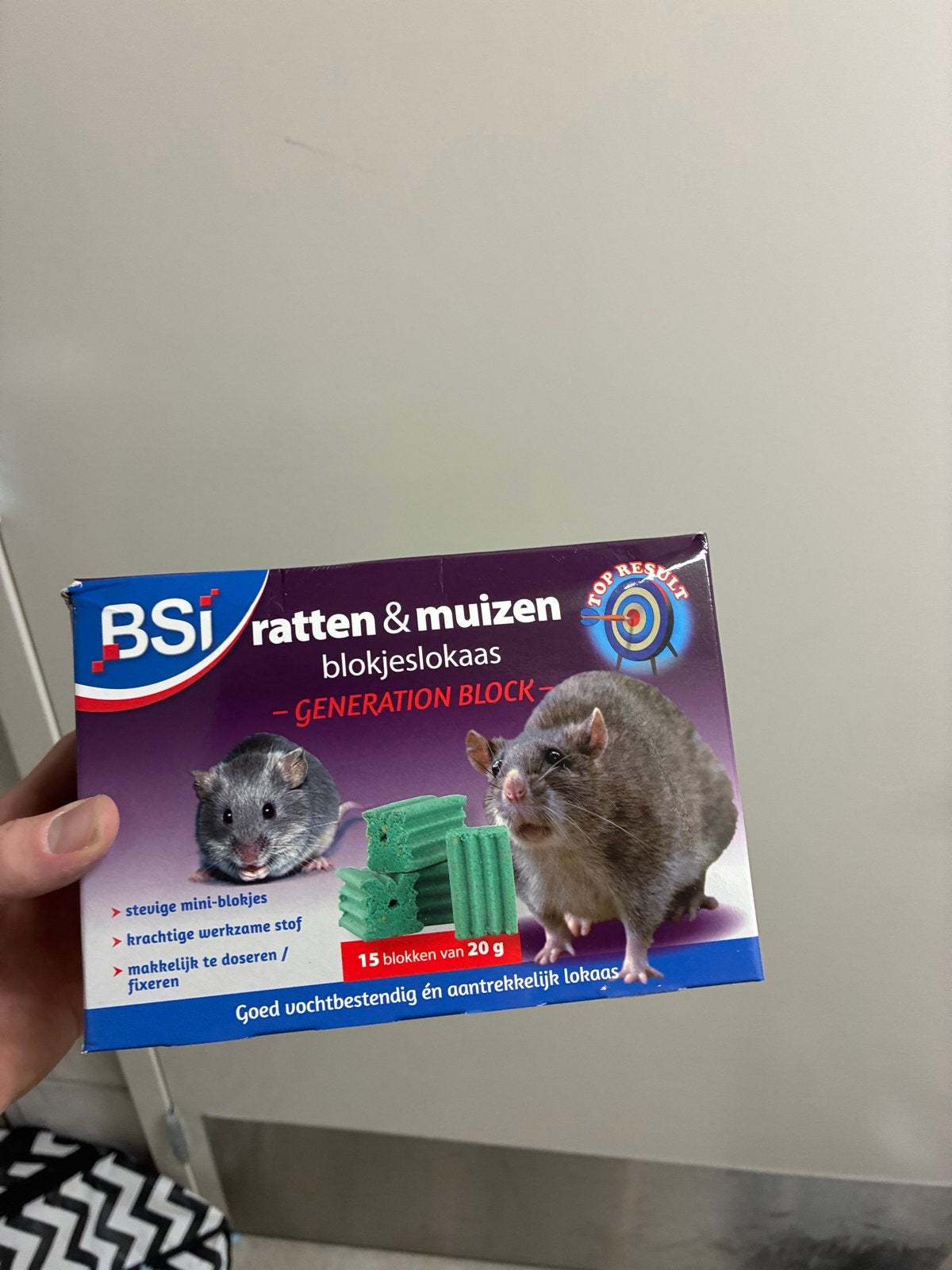 Muizen lokaas blokjes, Ophalen