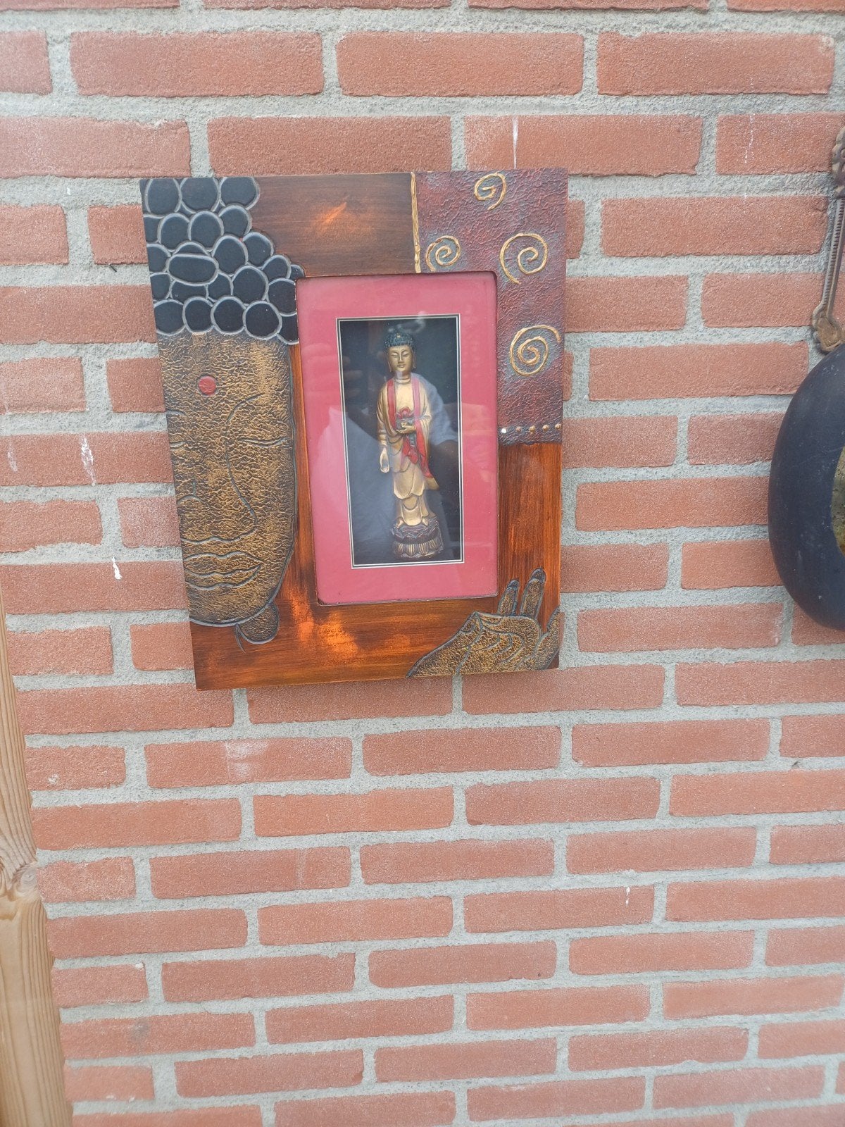 vintage boeddha schilderij boedha achter glas houtsnijwerk, Ophalen of Verzenden, Zo goed als nieuw